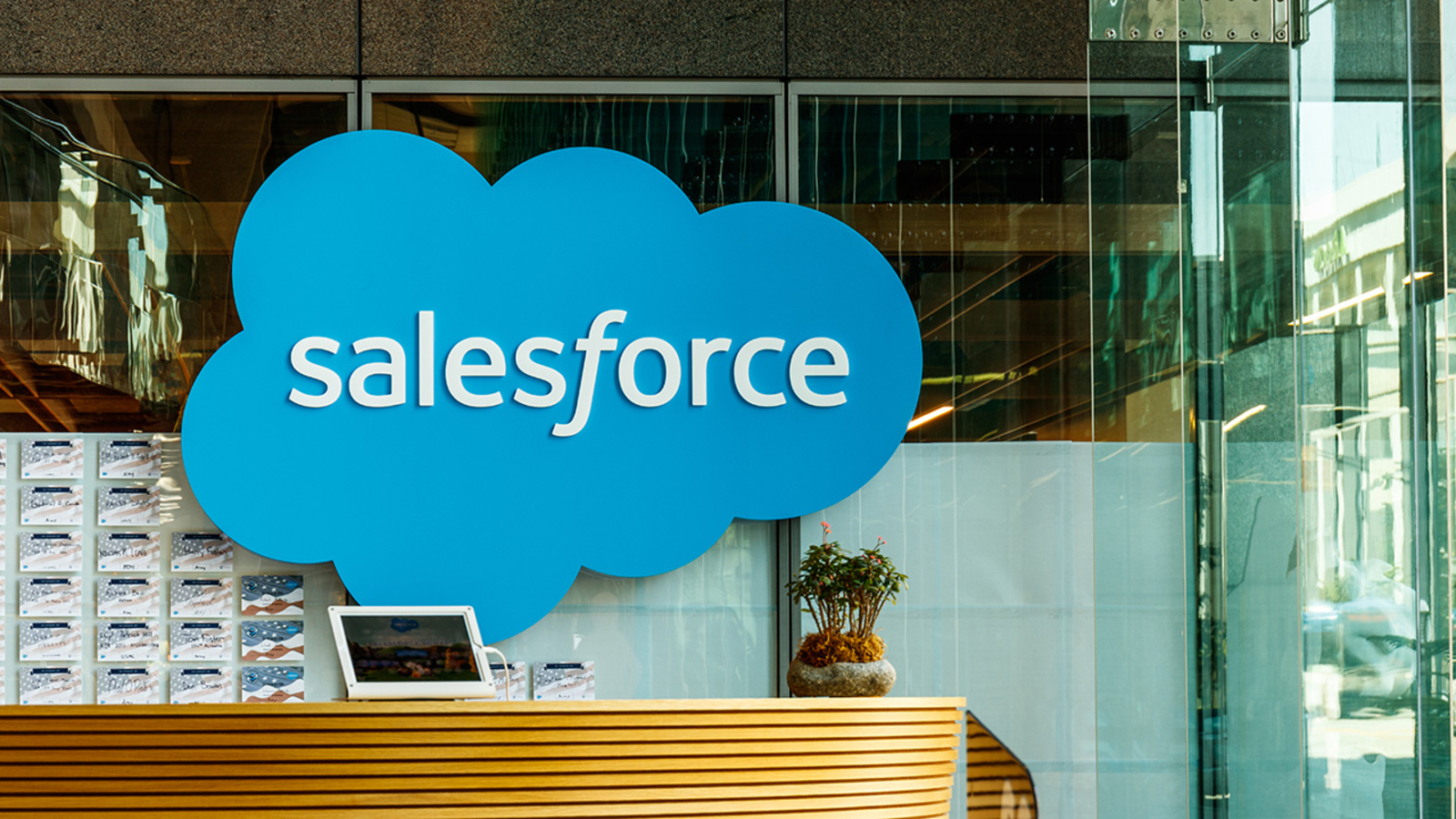 Finding the Best Salesforce Development Companies: A 2025 Guide